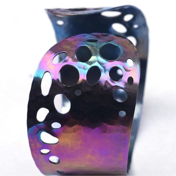 Parlettei jewelry cuff - Picture 4 of 8